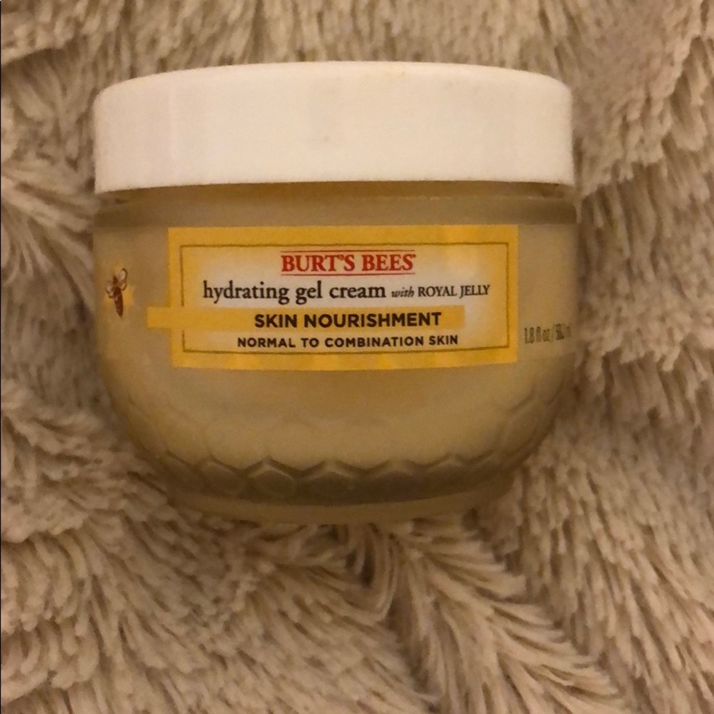 Burt’s Bees hydrating gel cream